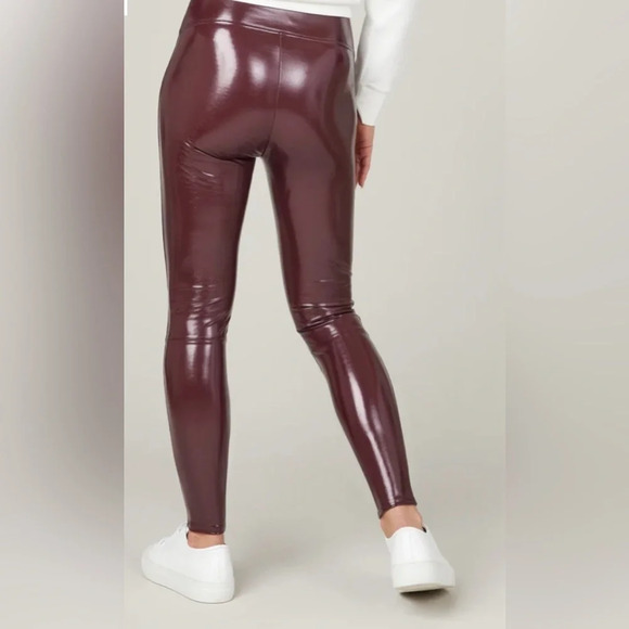 NWT Spanx Faux Patent Leather Leggings ruby size M petite - Picture 2 of 11